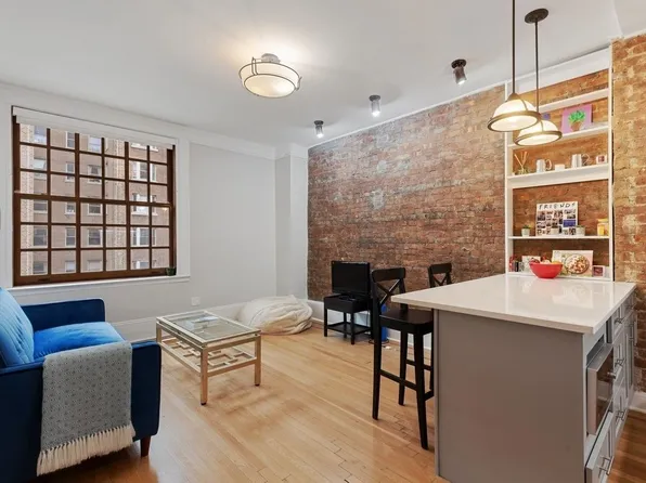 527 Cathedral Pkwy #61, New York, NY 10025