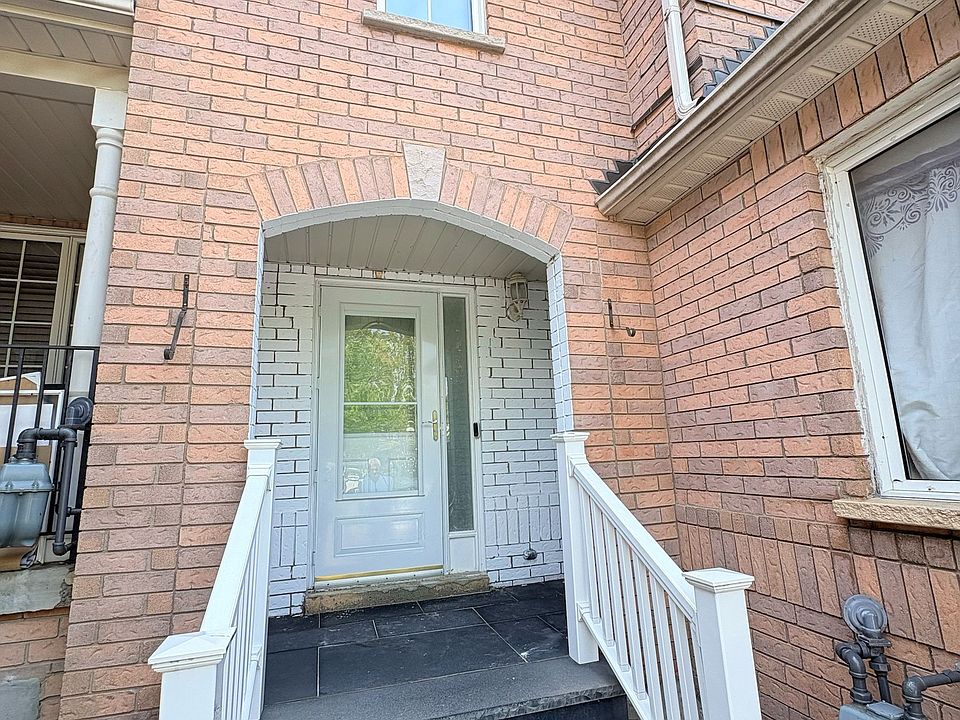 1st image of 39 Epps Cres #Basement