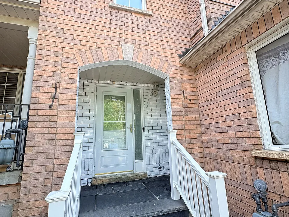 39 Epps Cres #BASEMENT