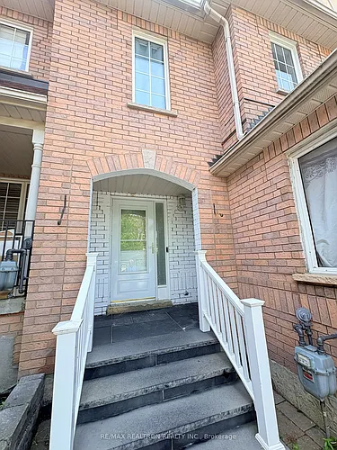 39 Epps Cres #BASEMENT Photo 1