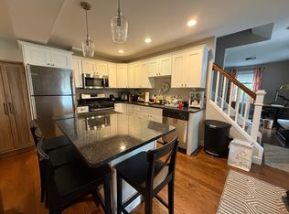 28 Hemlock Rd, Hingham, MA 02043