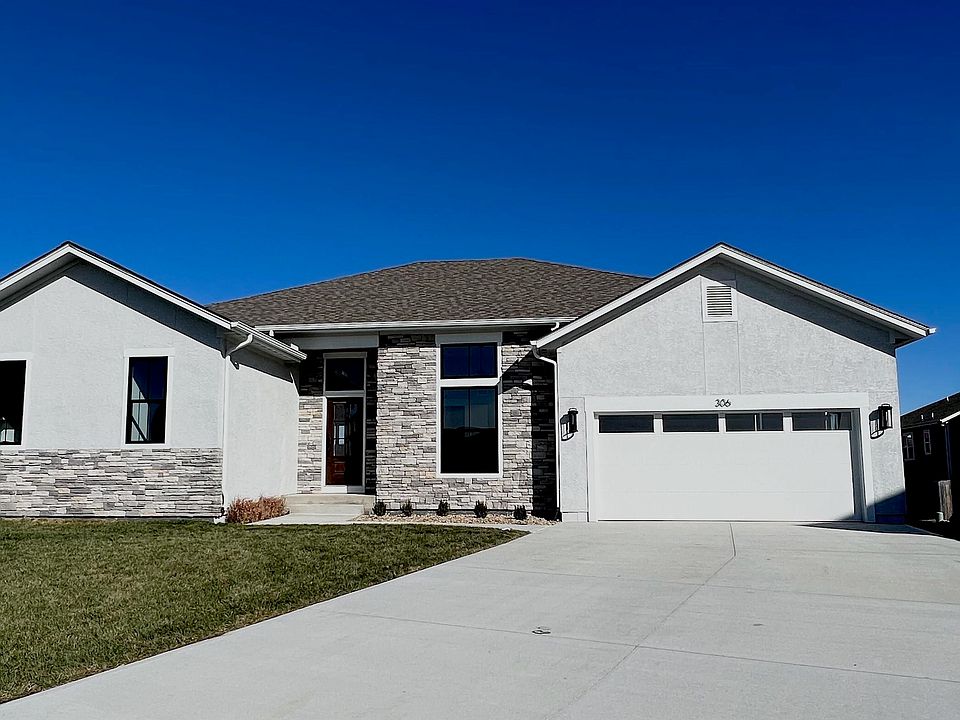 306 Dean Ct, Lawrence, KS 66049 | MLS #157955 | Zillow