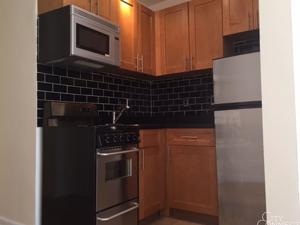 1st image of 204 W 14th St APT 4K