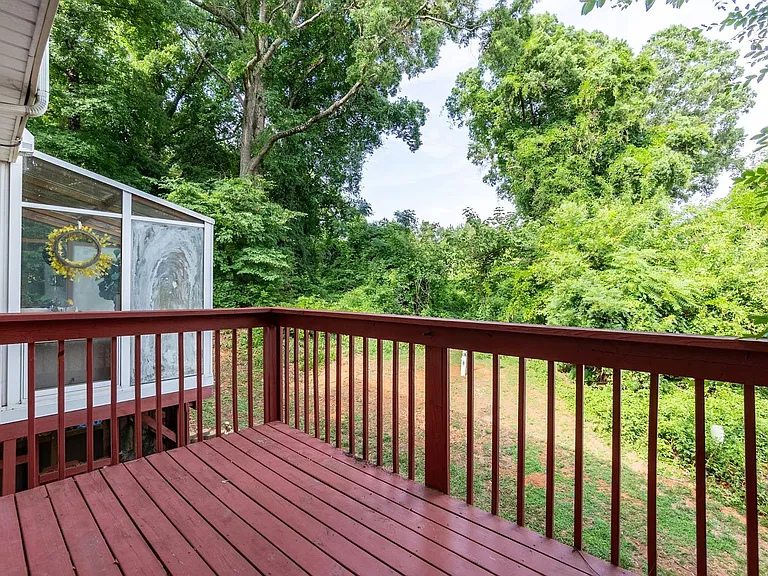 15 Astor Ct — Photo 17