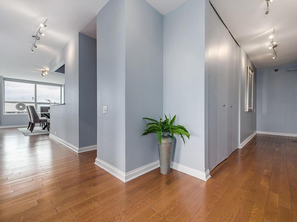 1st image of 474 N Lakeshore Dr #5502