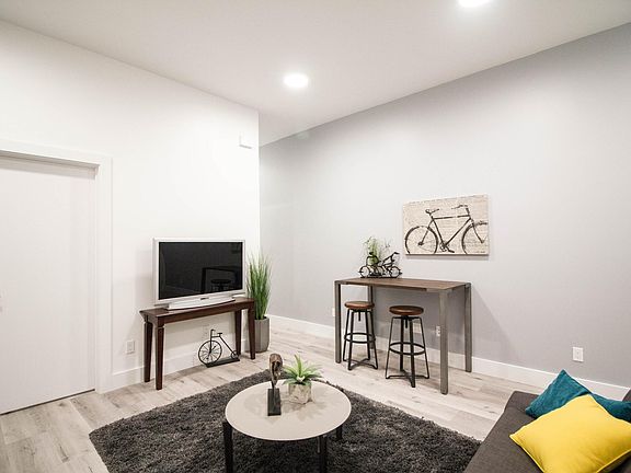 3rd image of 759 6th Ave APT 8