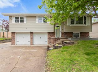 4506 Baker Ln, Bartonville, IL 61607