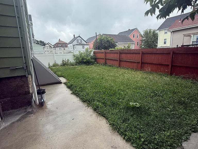 227 Warren St #2 — Photo 8