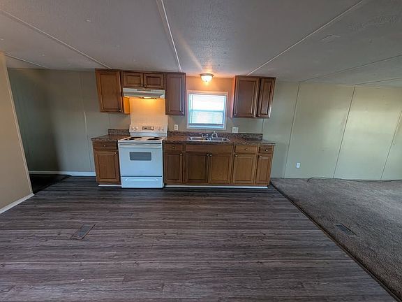 3rd image of 3201 Central Heights Rd #207