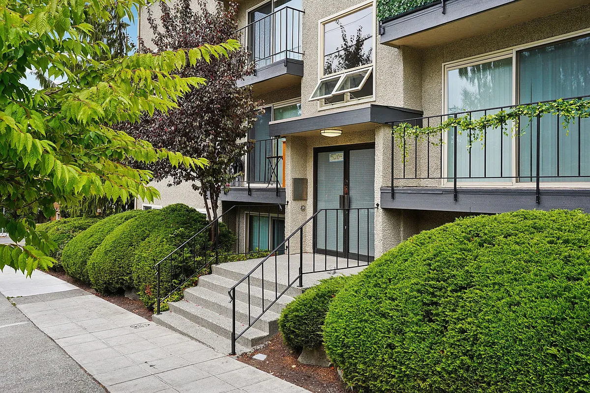 Building Photo - Stonebridge Apartments