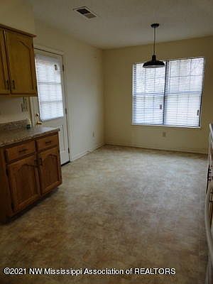 4th image of 6783 Maury Dr
