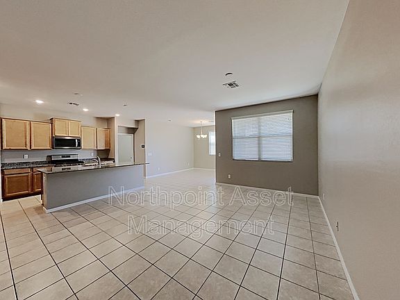 5th image of 40481 W Jenna Ln