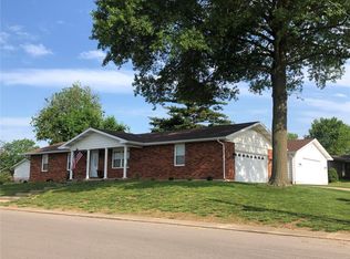 1001 Park Dr, Ste Genevieve, MO 63670