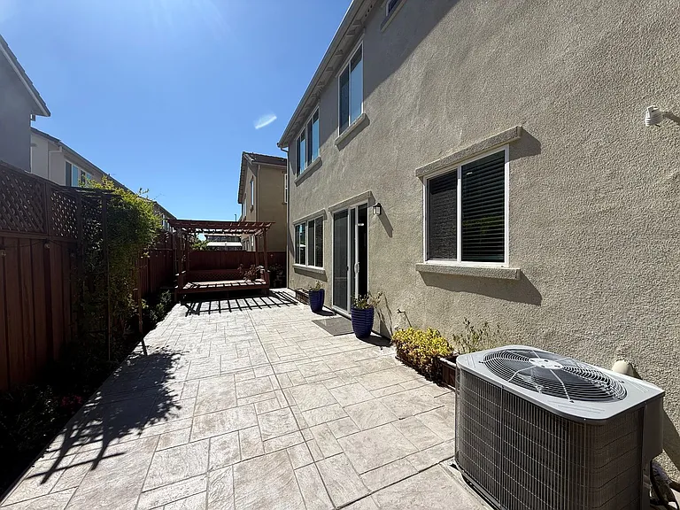 1261 Damasco Ln — Photo 15