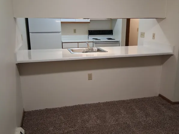 1801 Raleigh Ave, Lapeer, MI