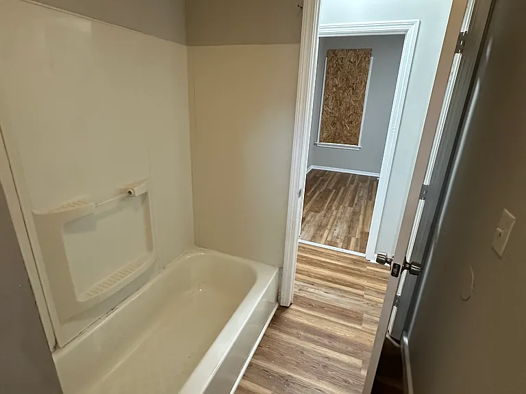 433 Greenwich Ave #1 — Photo 17