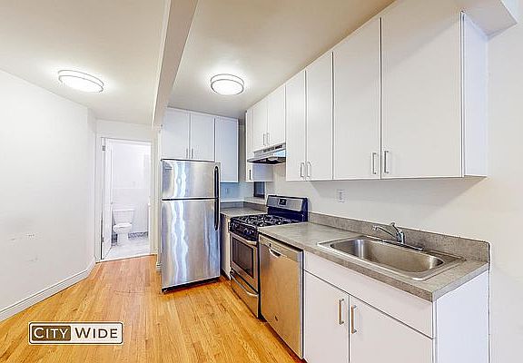 2nd image of 224 E 89th St APT 7