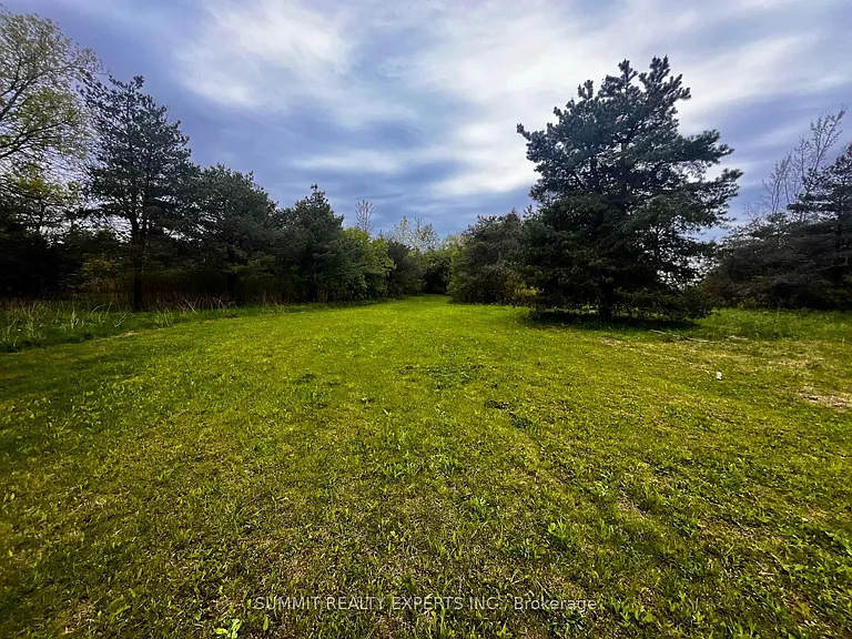 2798 Dingman Dr — Photo 22