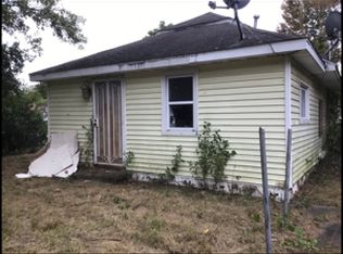 3128 Fairview St, Saginaw, MI 48601