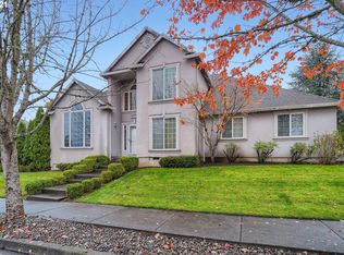 5771 SE Woodland Dr, Gresham, OR 97080