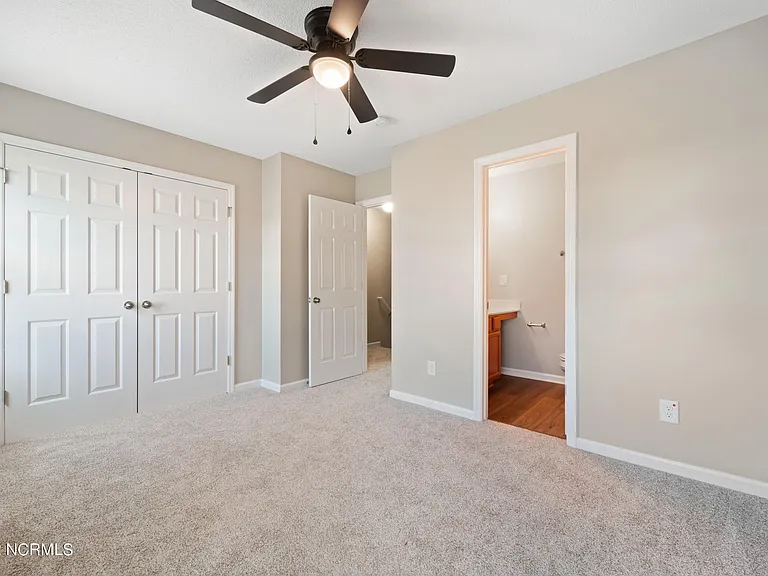 1000 Banister Loop — Photo 11