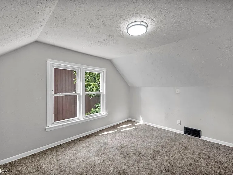 12508 Sobieski Ave — Photo 20