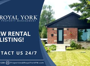 16 Glen Everest Rd #1, Toronto, ON M1N1J3