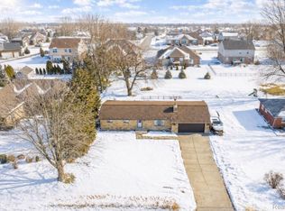 47848 Card Rd, Macomb, MI 48044