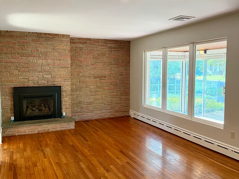 3647 Marietta Ave — Photo 6