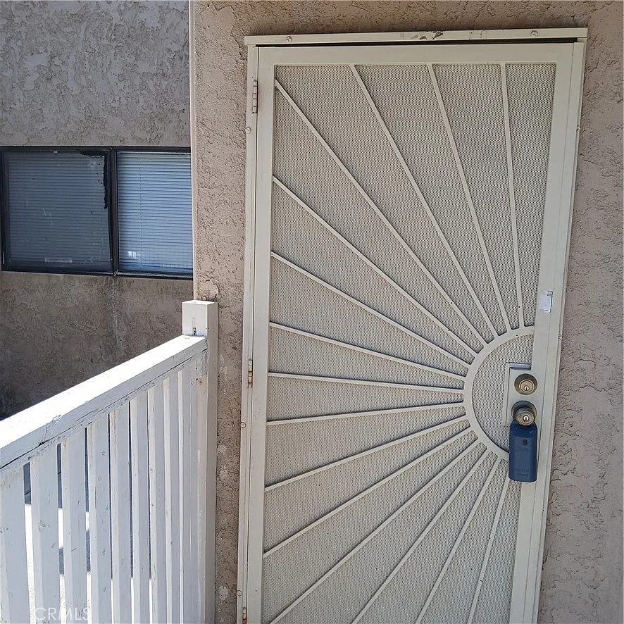 2449 W Acacia Ave, Hemet CA - Owner Finance Home