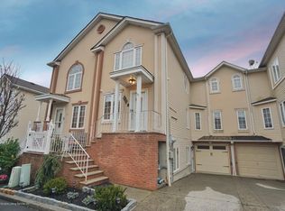 60 Erika Loop, Staten Island, NY 10312
