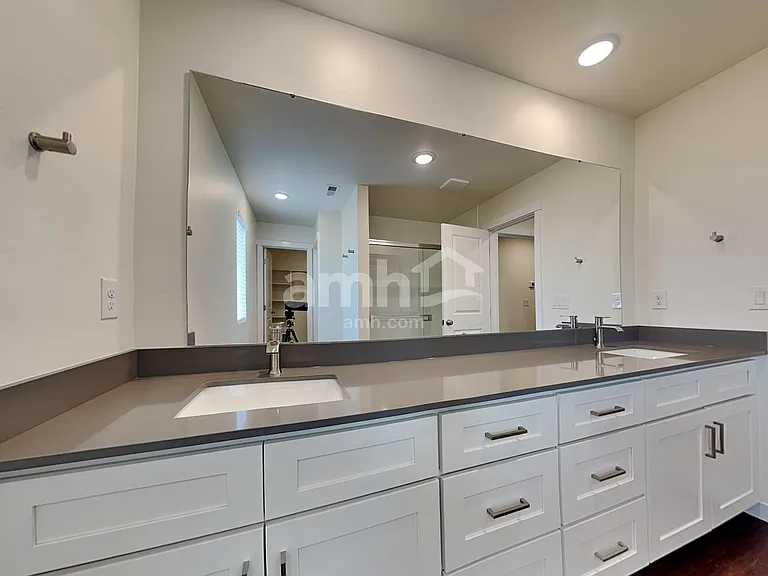 9364 W Shumard St — Photo 12
