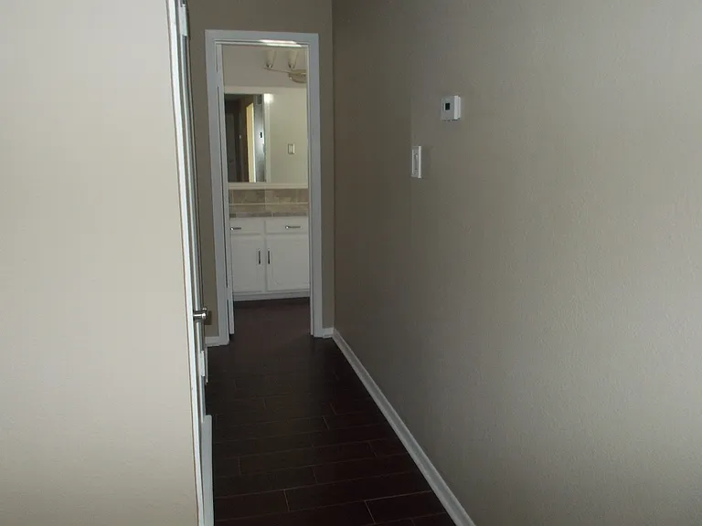 1334 Lawyers Ln — Photo 8