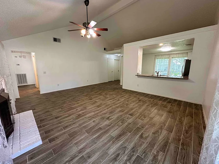 21418 Park Bishop Dr — Photo 5