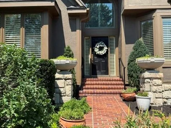6229 W 128th St, Overland Park, KS 66209