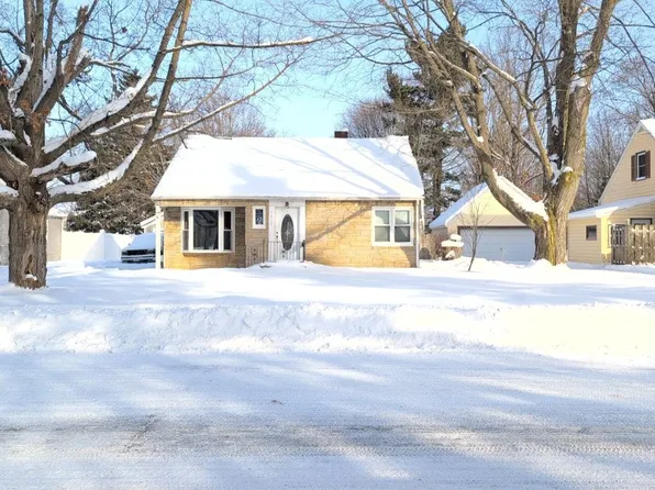 1223 Parchmount Ave, Parchment, MI 49004