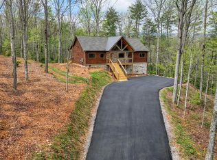 223 Bent Wood Ln, Blue Ridge, GA 30513