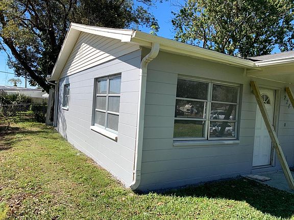3rd image of 224 Marveline Dr #B