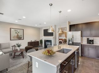 1905 Richmond Hwy Unit 102, Alexandria, VA 22301