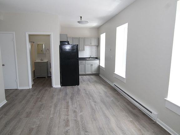 3rd image of 11 Broadway APT 27