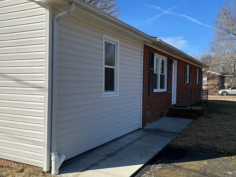 4947 Trinity Blvd — Photo 19