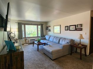 4224 W Howard Ave #8, Milwaukee, WI 53221