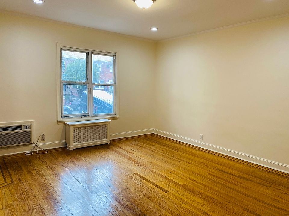 1st image of 2031 26th St #1