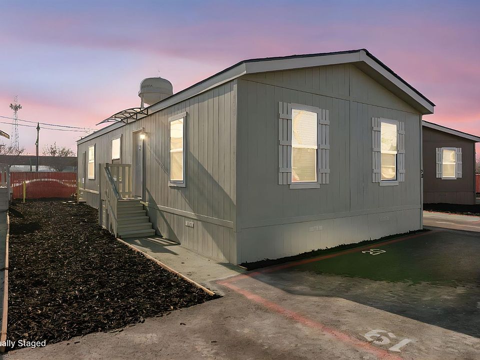1st image of 317 Moffat Blvd #20