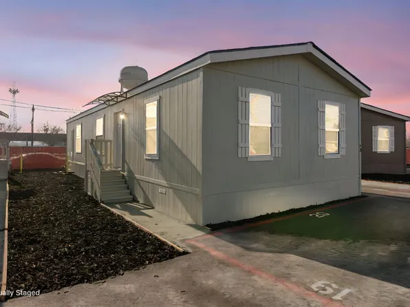 317 Moffat Blvd #20, Manteca, CA 95336