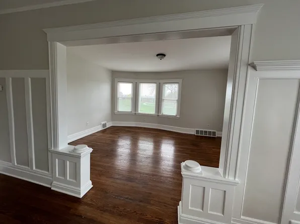 2404 Baldwin St, Detroit, MI 48214