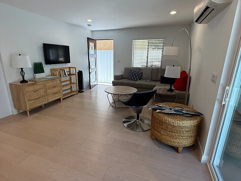 1140 Pearl St — Photo 19