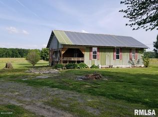 2170 County Road 675 Rd E, Rinard, IL 62878
