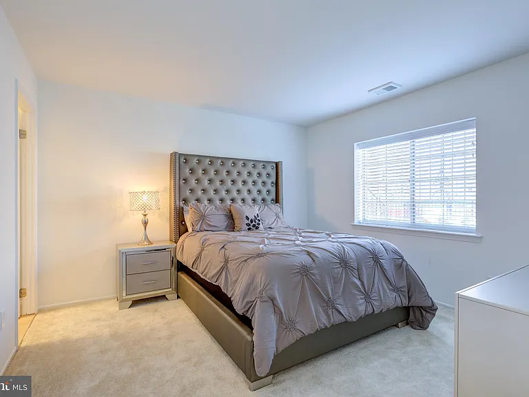 2751 Pennsylvania Ave #B103 — Photo 21