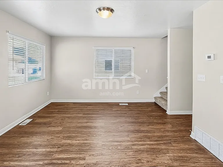 456 W Bountiful Way — Photo 7